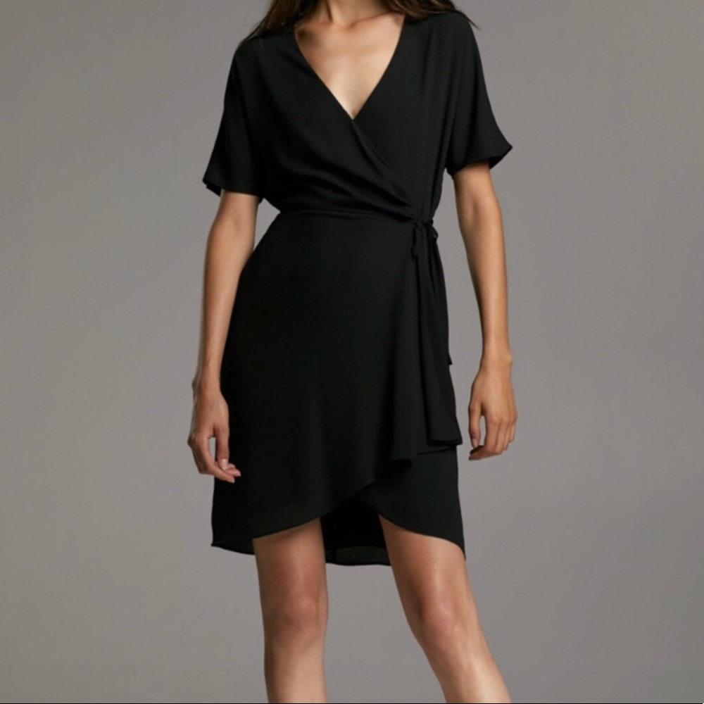 Aritzia Wallace Dress by Babaton (size XXS)